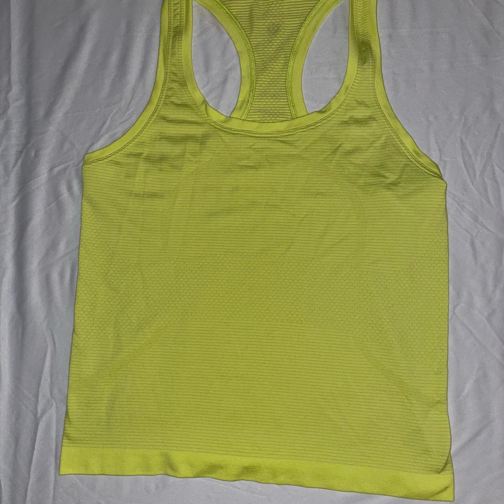 Lululemon Swiftly Tech Race Length Yellow Racerback Tank Top in Women’s Size 6 - Picture 5 of 7